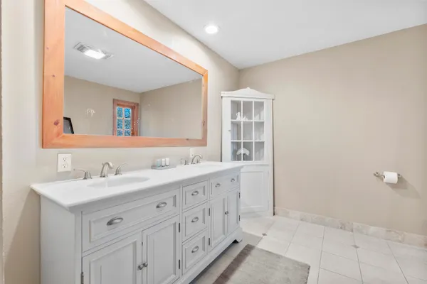 $1,195,000 | 9 Lower Taylor Hill Road, Winhall, VT 05340