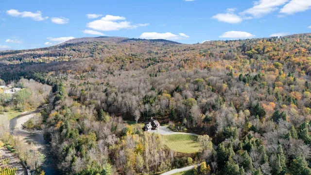 $1,195,000 | 9 Lower Taylor Hill Road, Winhall, VT 05340
