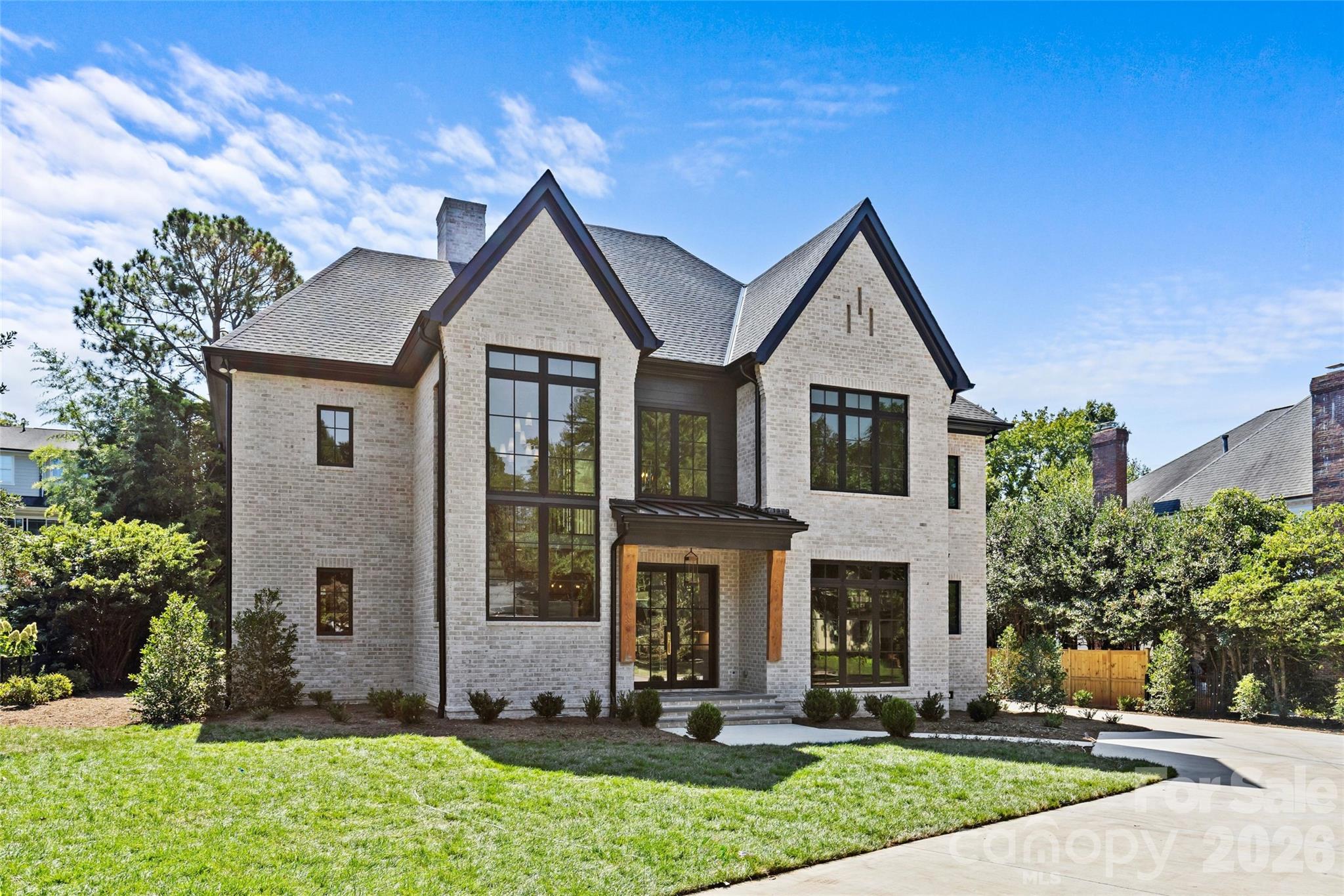1321 Ferncliff Road Charlotte, NC 28211 - Photo 7 of 46 Gallery Image 7