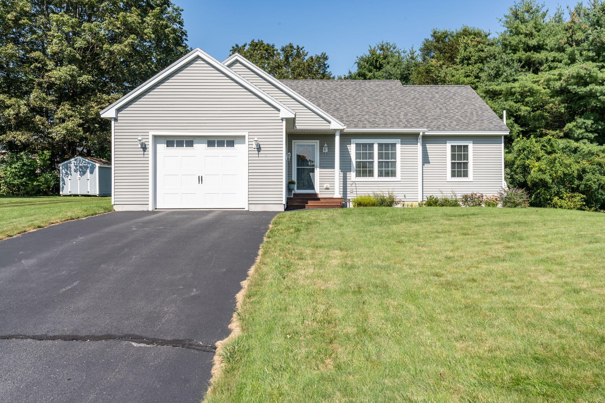 4 Twoey Drive Windham, ME 04062 - Photo 1 of 40 4Twoey-38