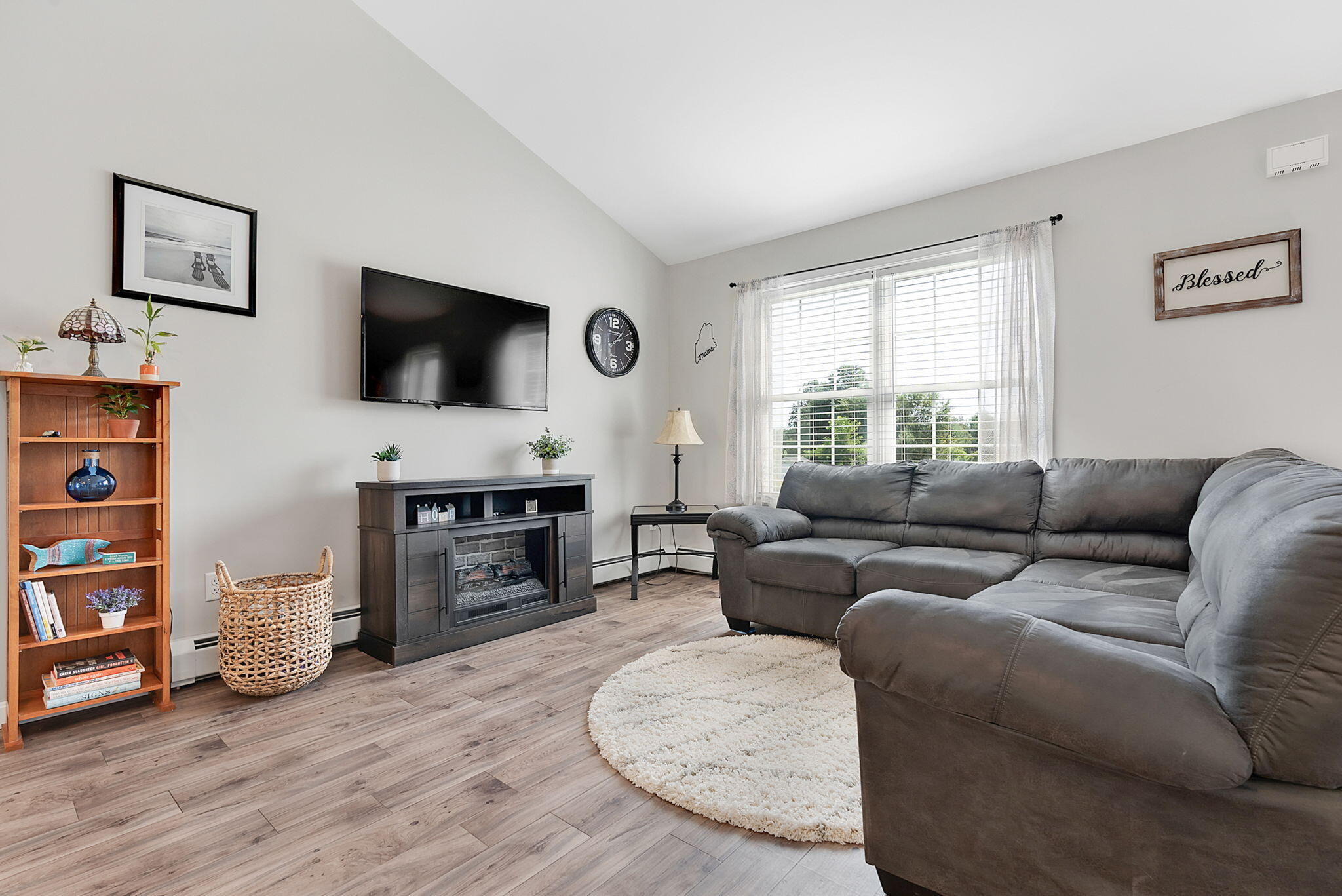 4 Twoey Drive Windham, ME 04062 - Photo 12 of 40 4Twoey-9