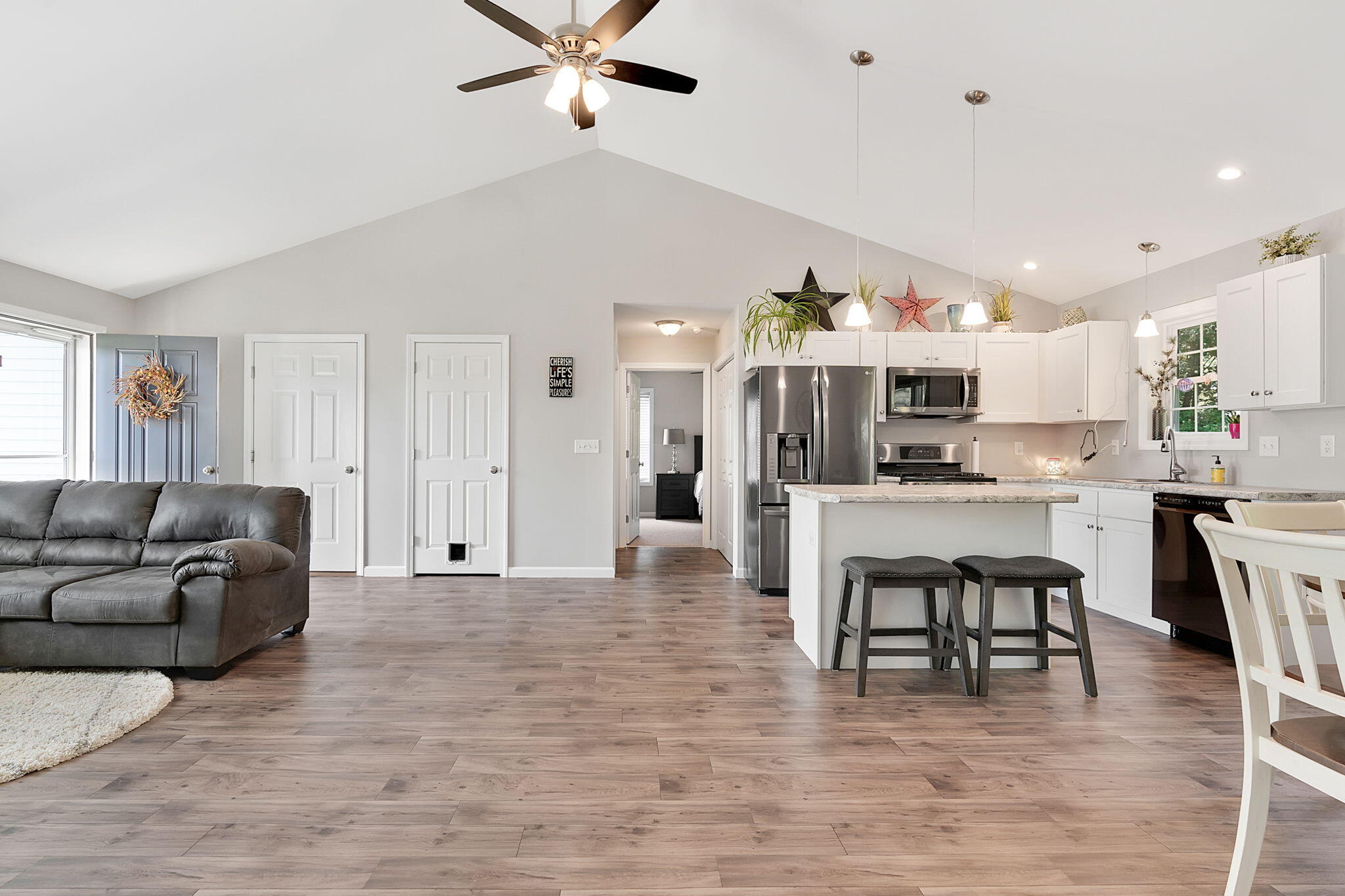 4 Twoey Drive Windham, ME 04062 - Photo 13 of 40 4Twoey-11