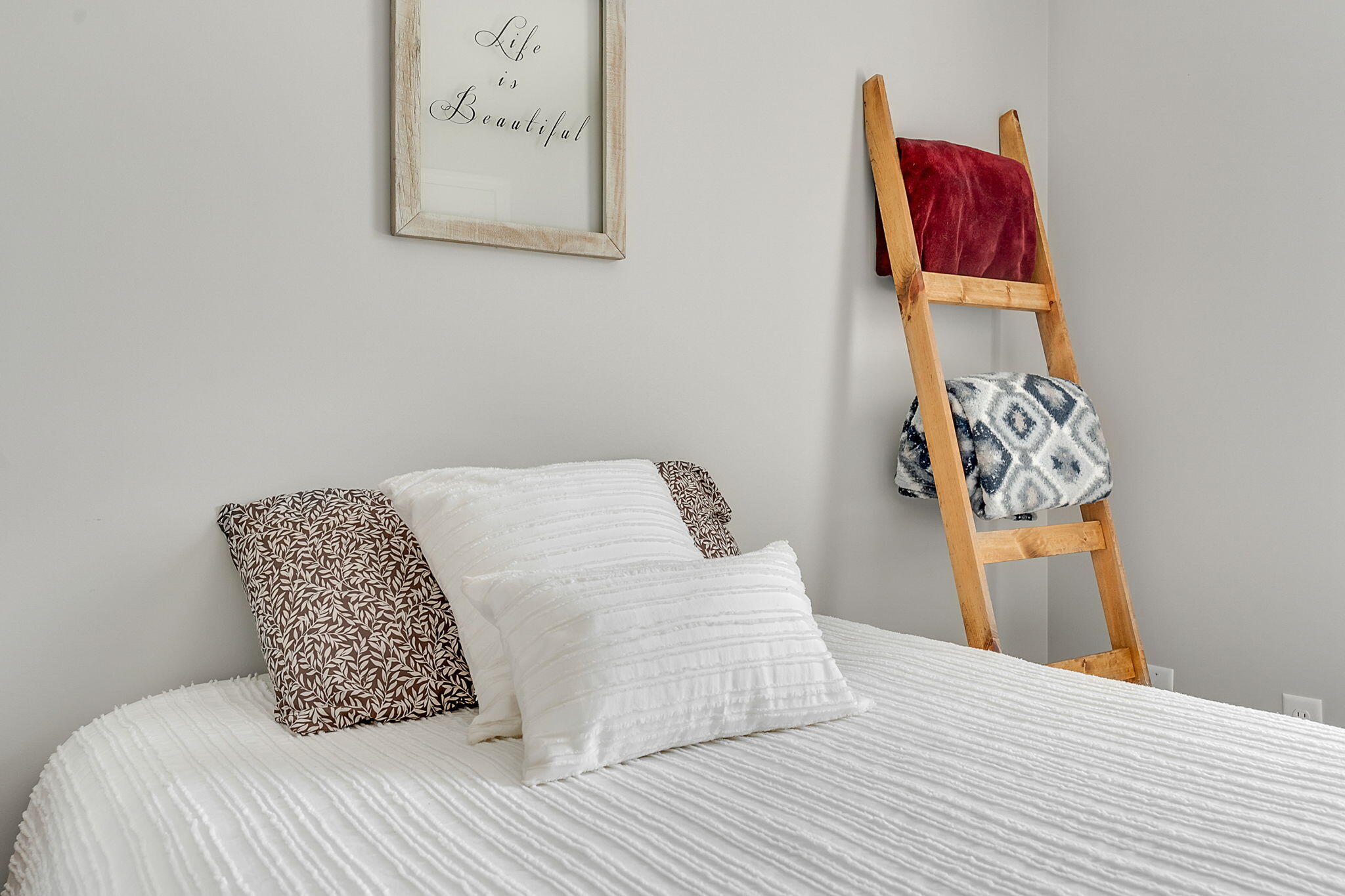 4 Twoey Drive Windham, ME 04062 - Photo 16 of 40 4Twoey-14