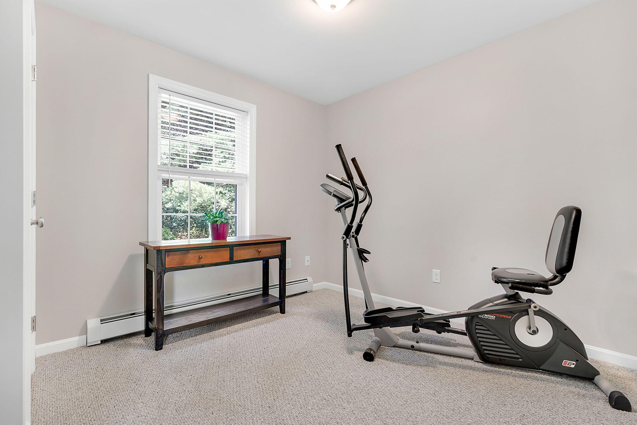 4 Twoey Drive Windham, ME 04062 - Photo 19 of 40 4Twoey-17