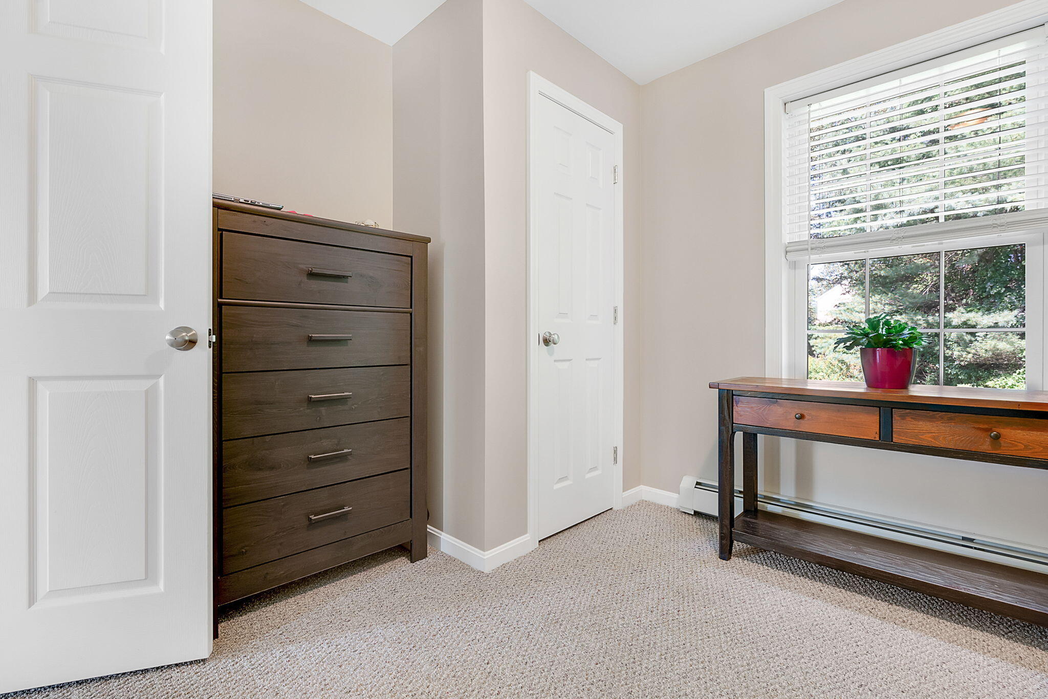 4 Twoey Drive Windham, ME 04062 - Photo 20 of 40 4Twoey-18