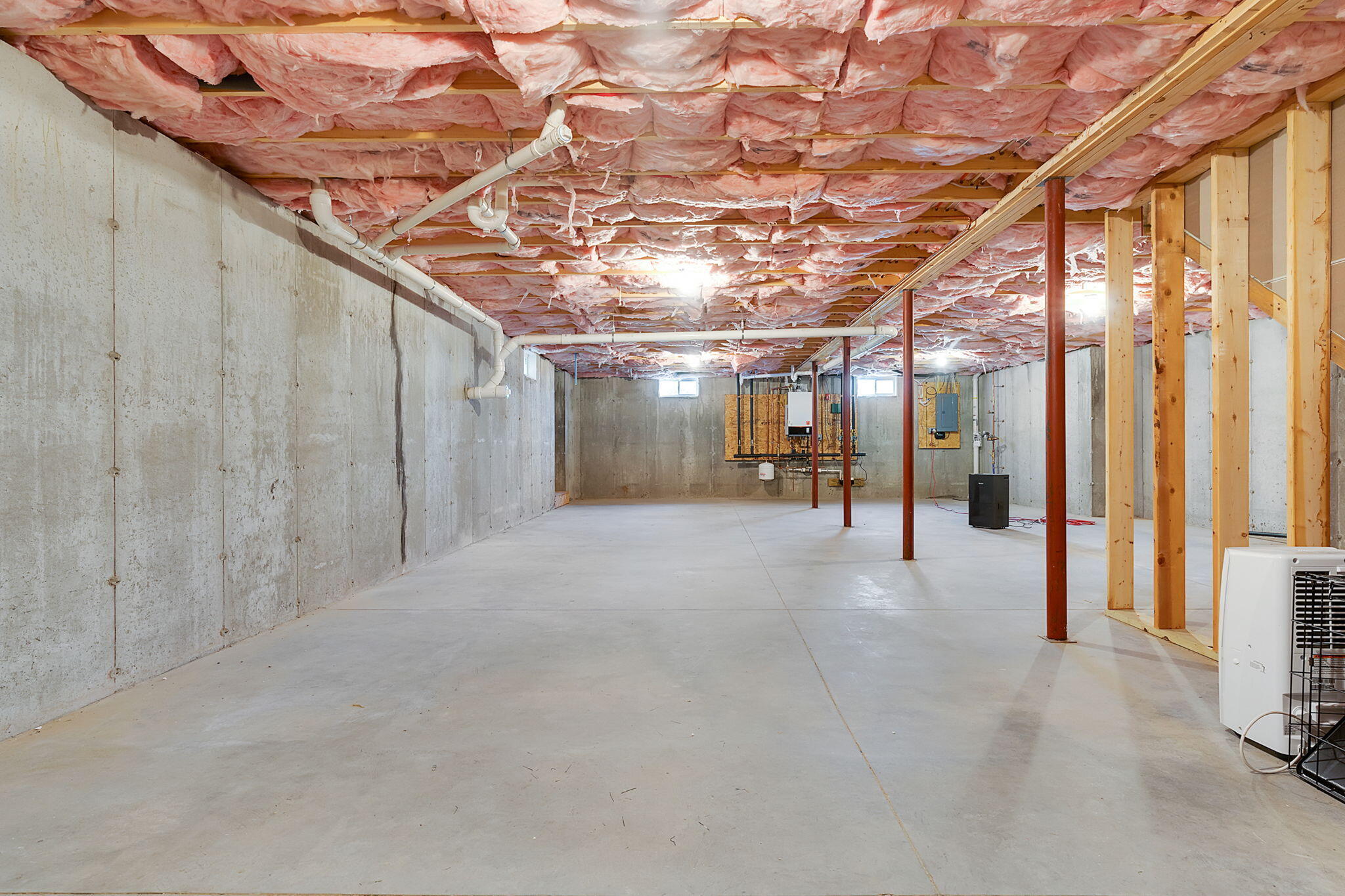 4 Twoey Drive Windham, ME 04062 - Photo 27 of 40 4Twoey-25