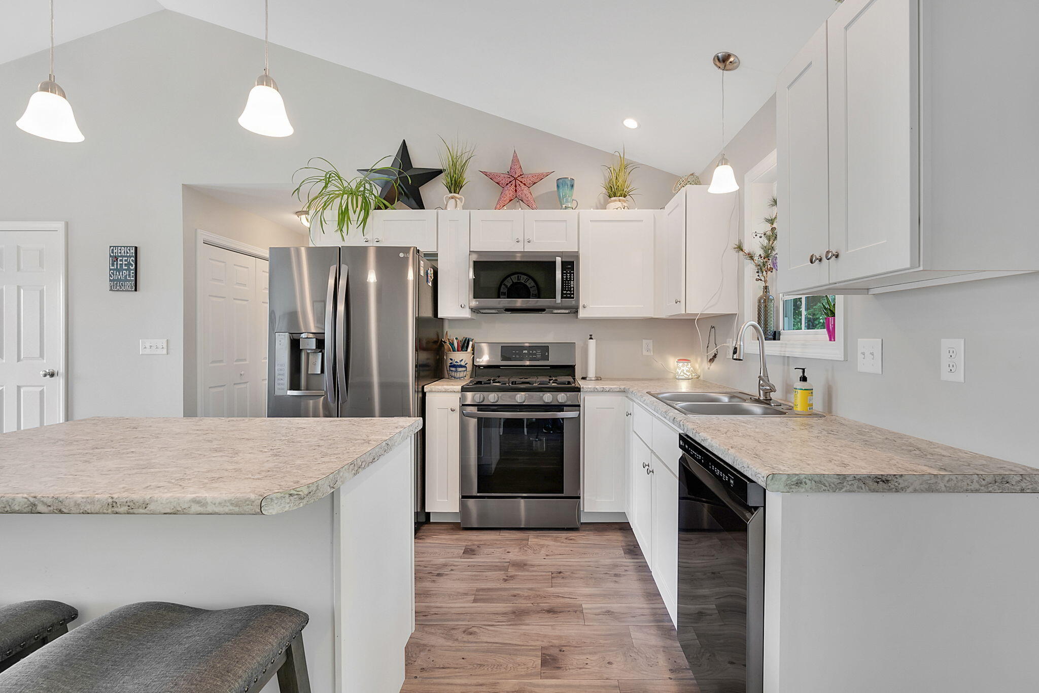 4 Twoey Drive Windham, ME 04062 - Photo 6 of 40 4Twoey-3