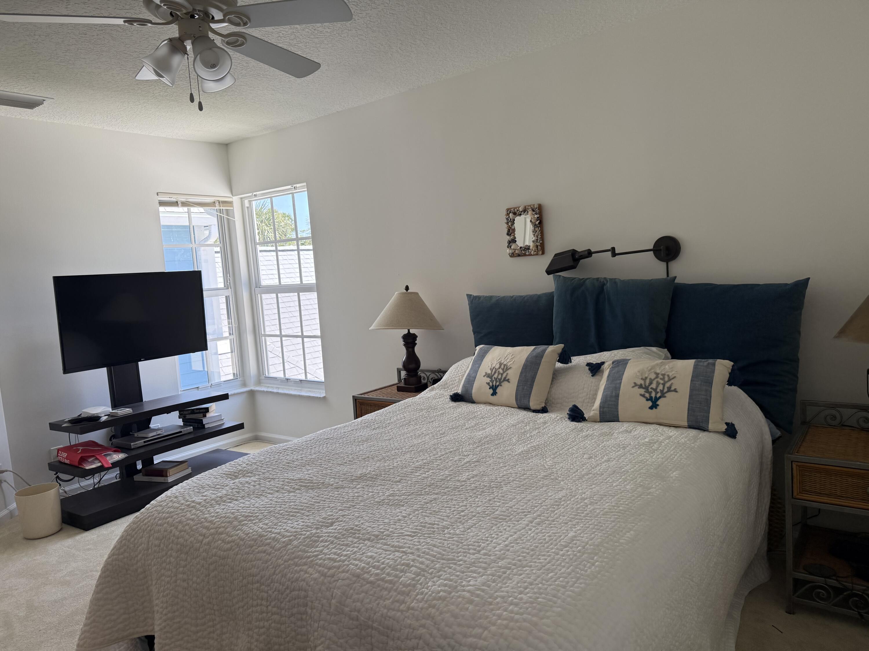 809 Ocean Dunes Circle Jupiter, FL 33477 - Photo 12 of 21 bedroom 2 diff view