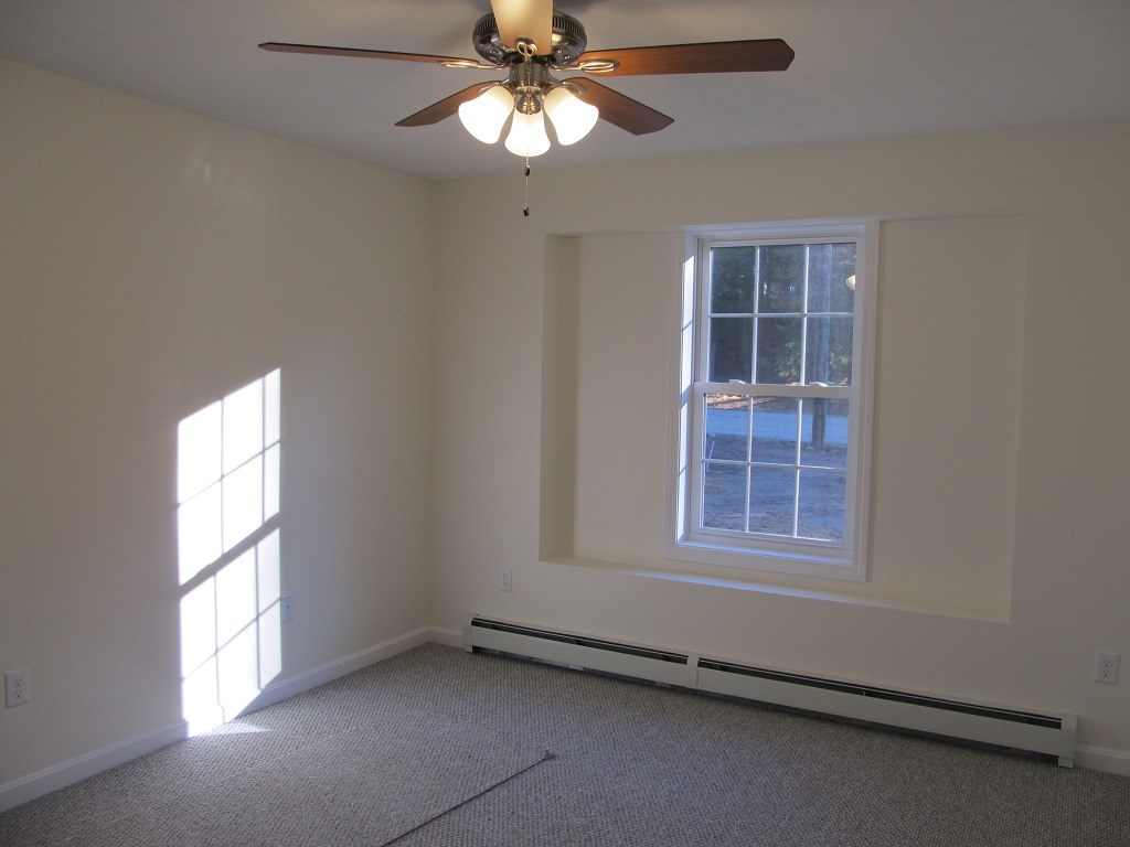 14 Village Drive, Unit 4 Rindge, NH 03461 - Photo 5 of 9