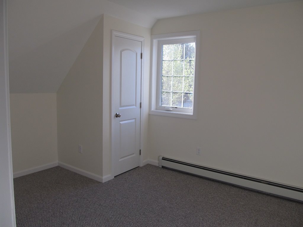 14 Village Drive, Unit 4 Rindge, NH 03461 - Photo 6 of 9