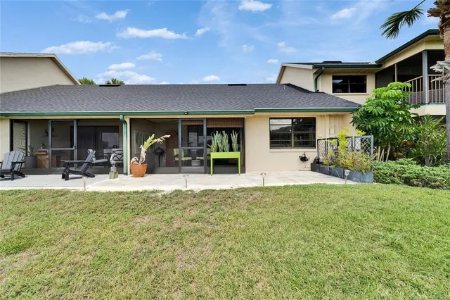 a picture of a next to a white wall