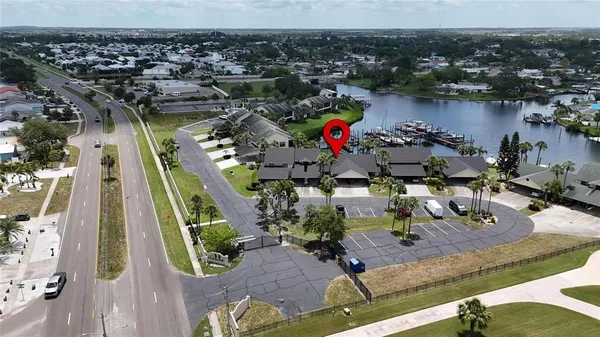 $374,000 | 644 Yardarm Drive, Unit 22, Apollo Beach, FL 33572