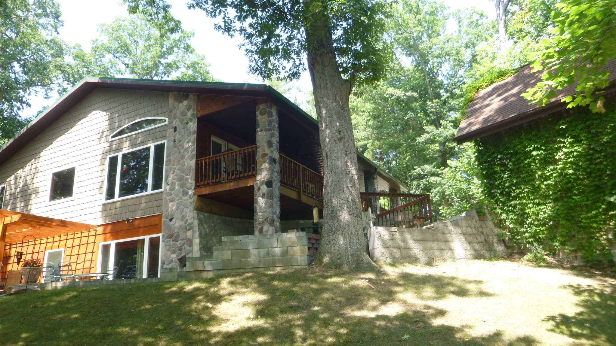 9936 North Eagle Island Road Rome City, IN 46784 - Photo 31 of 36