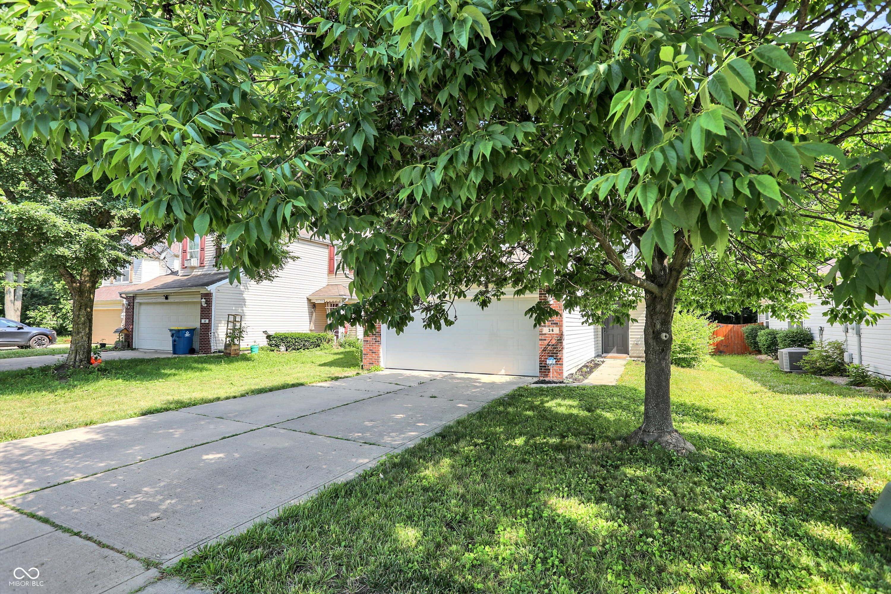 36 Bixler Road Indianapolis, IN 46227 - Photo 3 of 37 Gallery Image 3