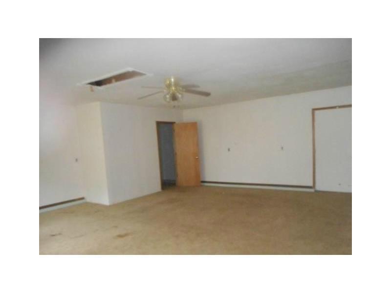 2145 Miracle Mile Springfield, OH 45503 - Photo 6 of 8