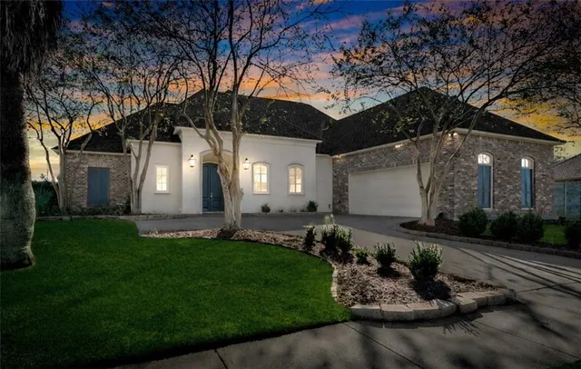 $520,000 | 16816 White Springs Avenue, Baton Rouge, LA 70816