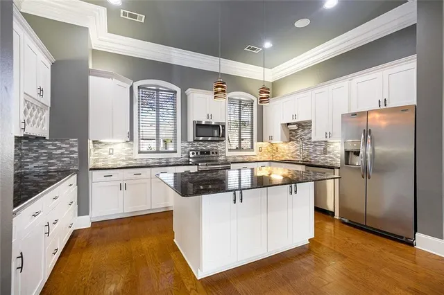 $520,000 | 16816 White Springs Avenue, Baton Rouge, LA 70816