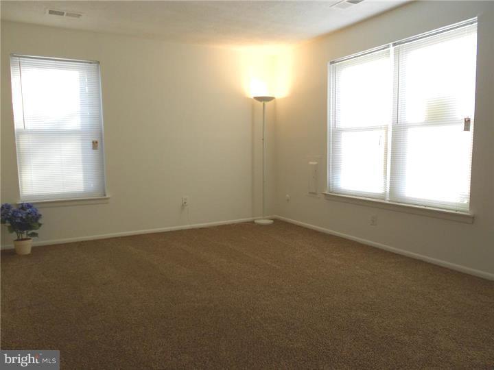 115 Oakmont Road Clementon, NJ 08021 - Photo 6 of 24 Gallery Image 6