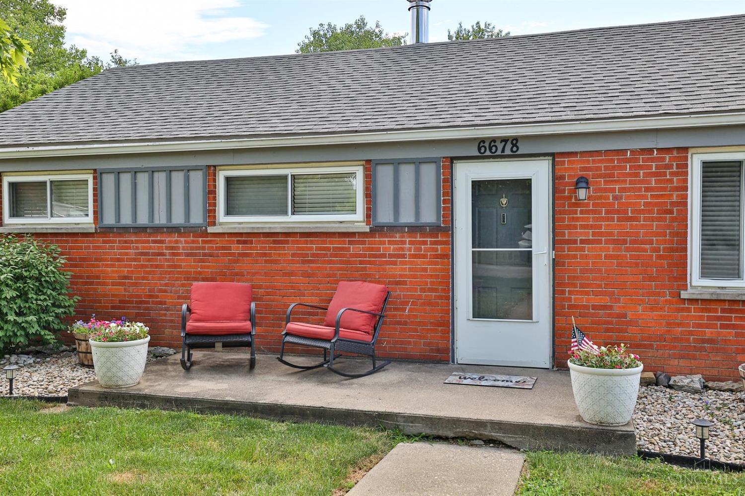 6678 Daleview Road Cincinnati, OH 45247 - Photo 4 of 25