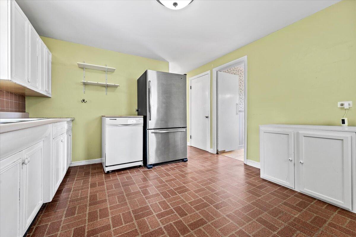 11 Mona Road Portland, ME 04103 - Photo 8 of 41 11 Mona Road