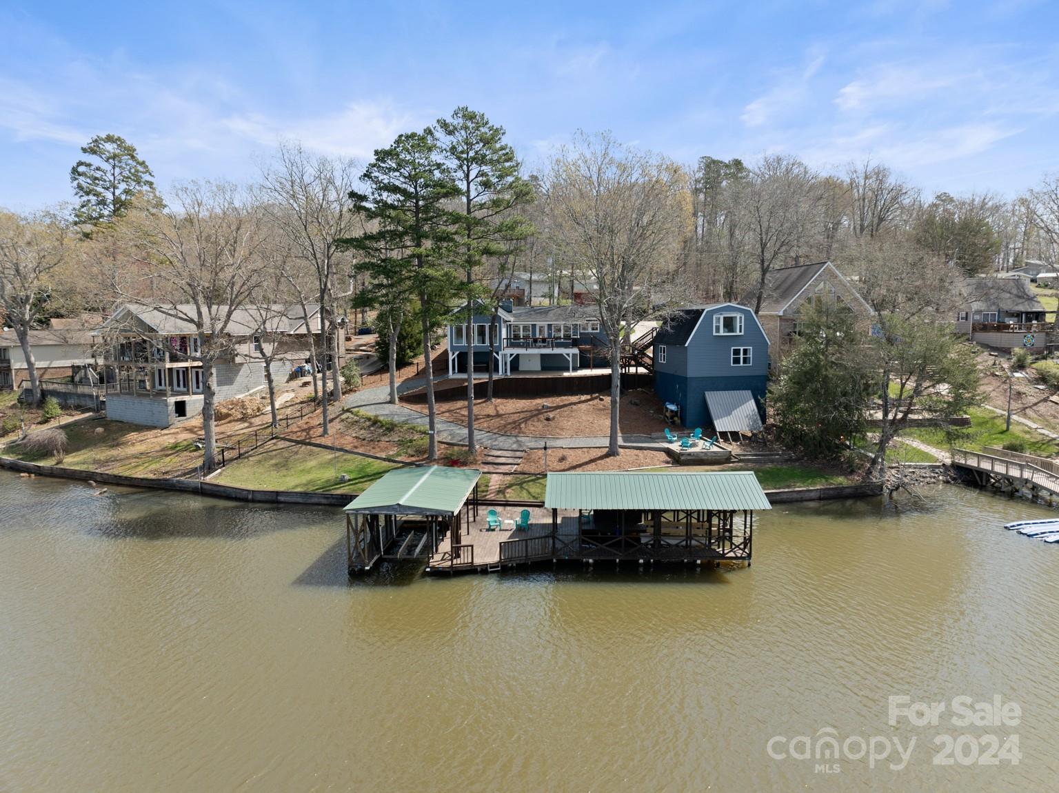196 Shoreline Road New London, NC 28127 - Photo 4 of 40 Gallery Image 4