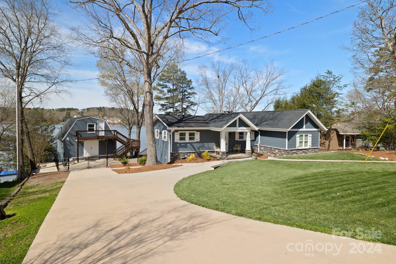 196 Shoreline Road New London, NC 28127 - Photo 5 of 40 Gallery Image 5