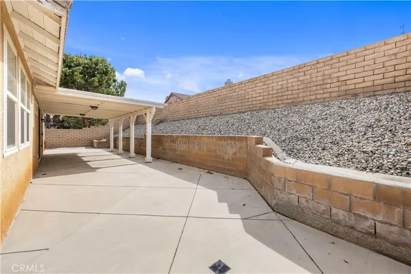 a view of a house with a outdoor space