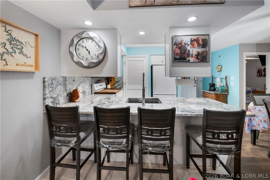 40 Lighthouse Road, Unit 301 Lake Ozark, MO 65049 - Photo 11 of 32 Gallery Image 11