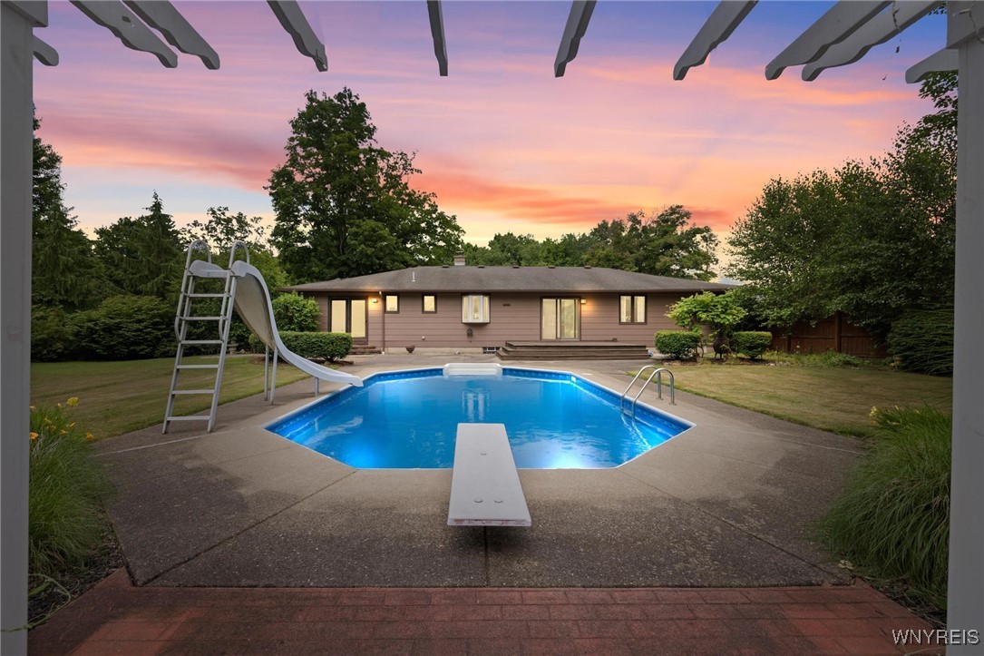 1575 Overhead Road Derby, NY 14047 - Photo 3 of 50