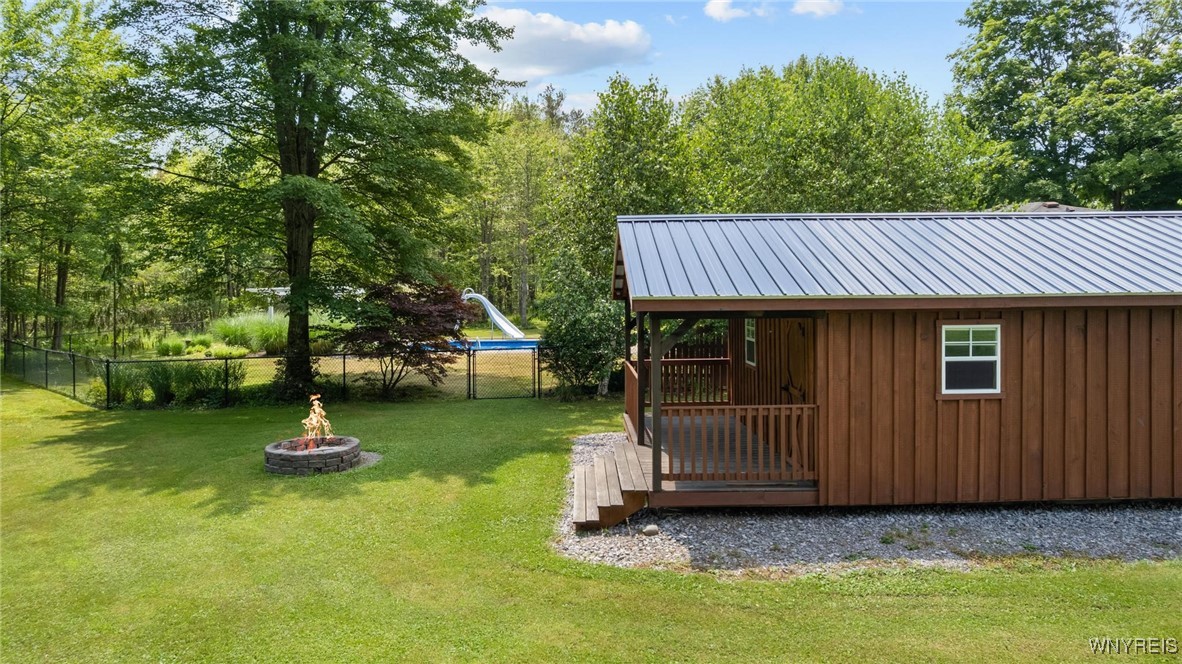 1575 Overhead Road Derby, NY 14047 - Photo 31 of 50 Fireplace
