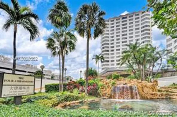 $2,400 | 905 Brickell Bay Drive, Unit 2029, Miami, FL 33131