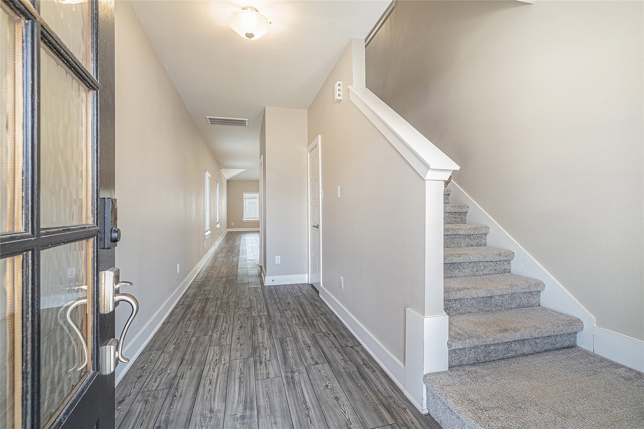 10546 Preserve Way Conroe, TX 77385 - Photo 3 of 26 Entrance