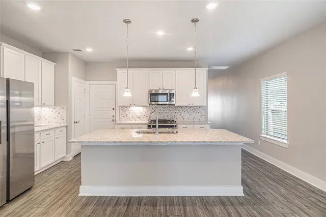 $359,900 | 10546 Preserve Way, Conroe, TX 77385