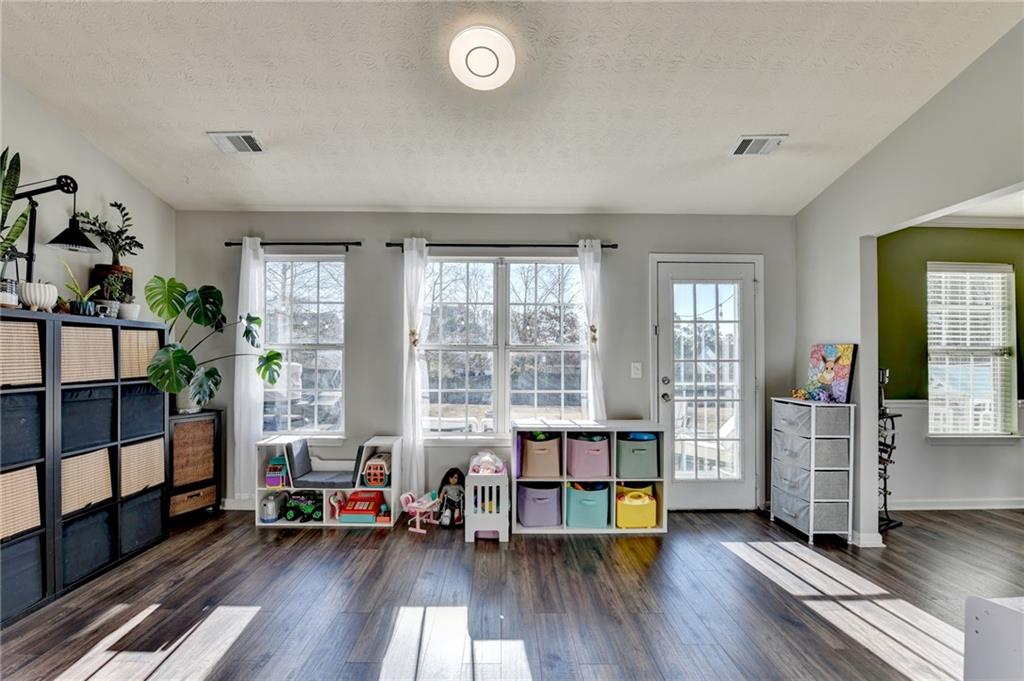 1318 Cascade View Drive Southwest Grayson, GA 30017 - Photo 11 of 74