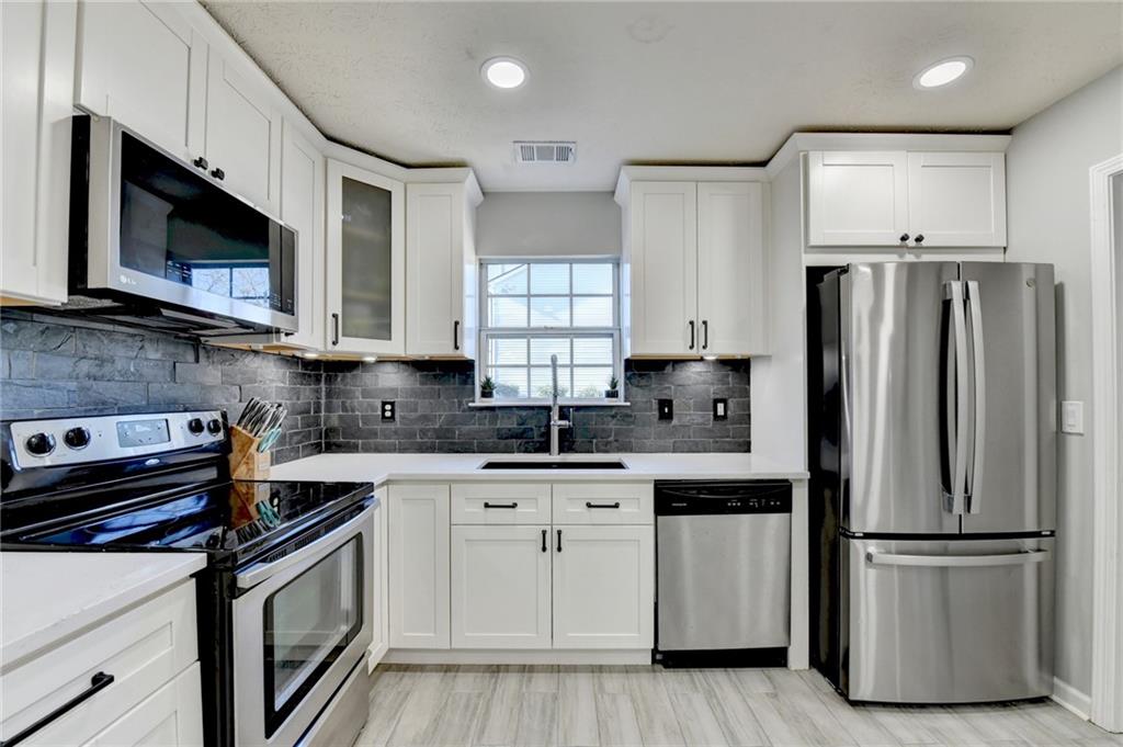 1318 Cascade View Drive Southwest Grayson, GA 30017 - Photo 24 of 74