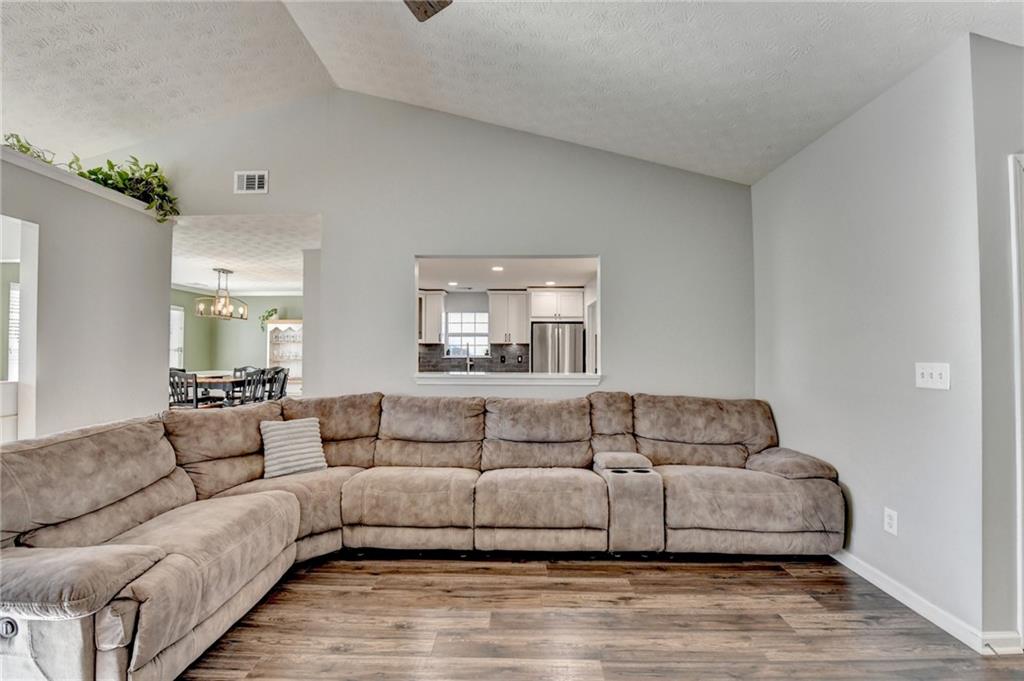 1318 Cascade View Drive Southwest Grayson, GA 30017 - Photo 5 of 74