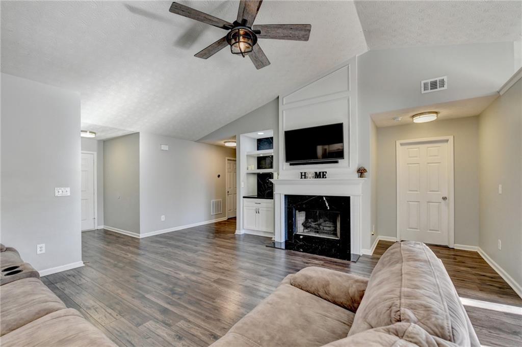 1318 Cascade View Drive Southwest Grayson, GA 30017 - Photo 8 of 74