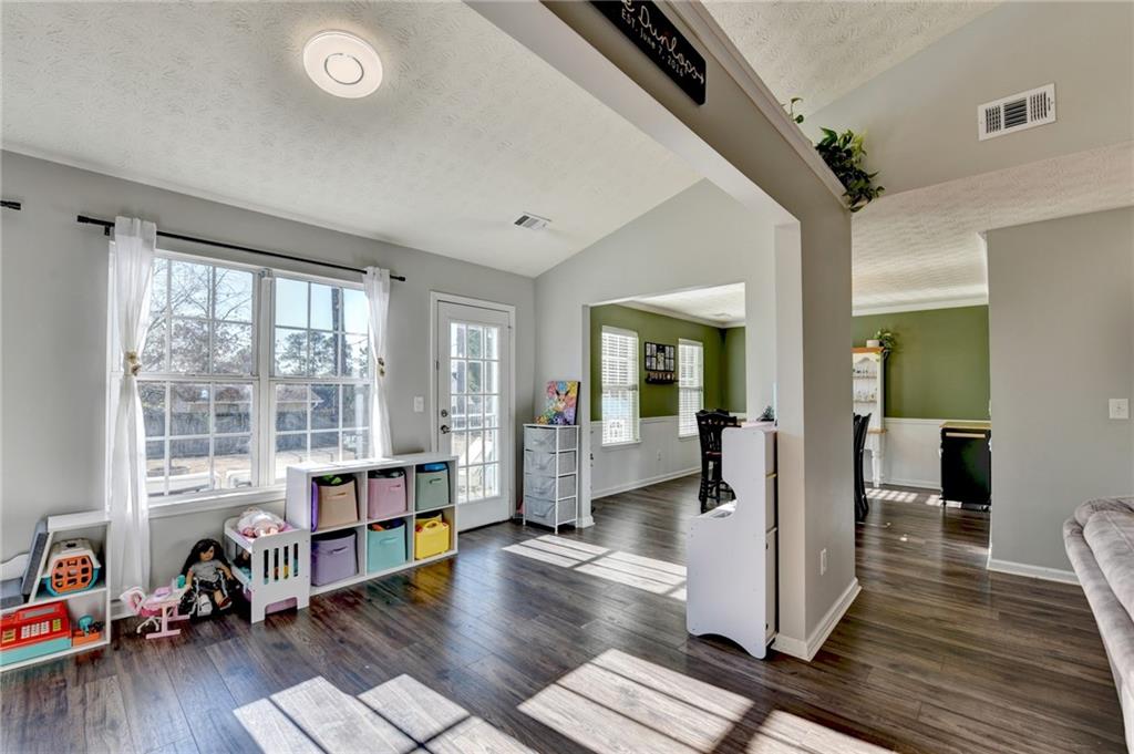 1318 Cascade View Drive Southwest Grayson, GA 30017 - Photo 10 of 74