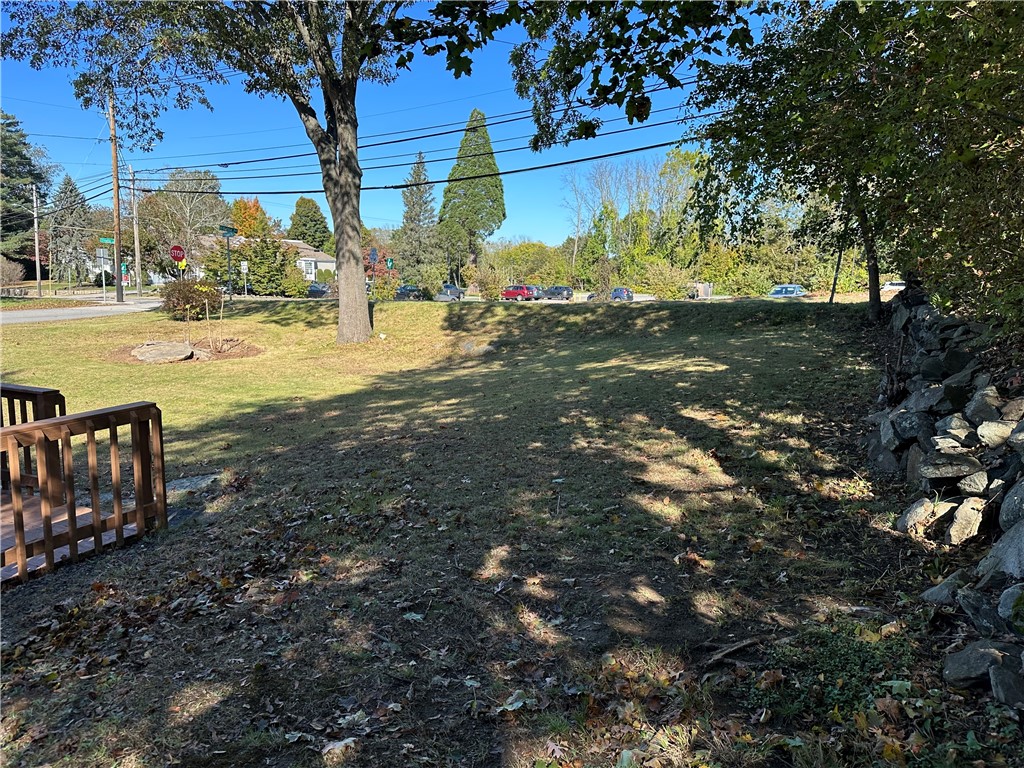 2 Hattie Avenue Smithfield, RI 02828 - Photo 8 of 25