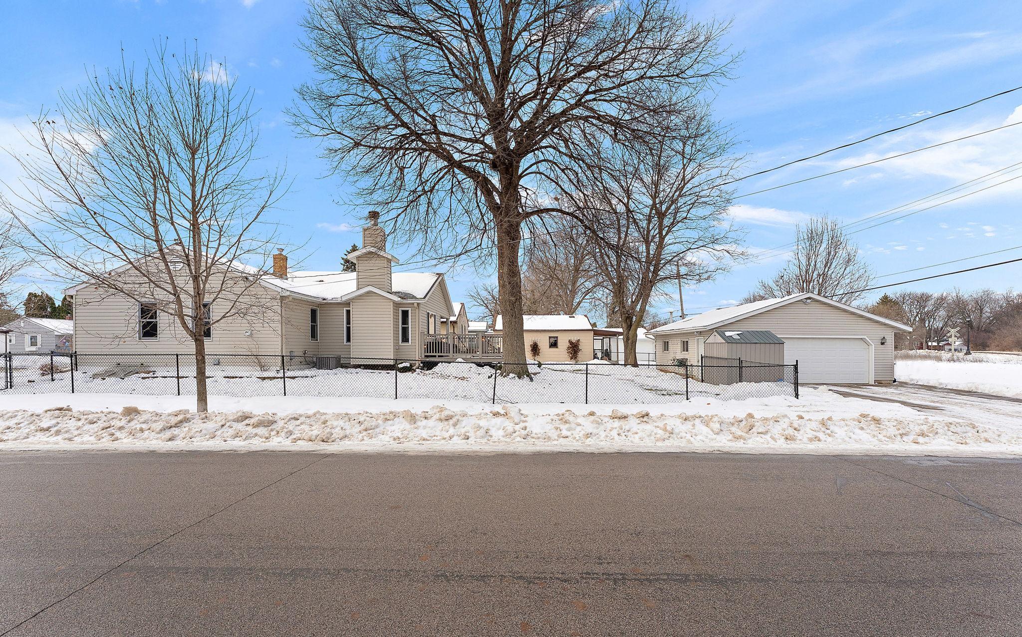 1947 Field Avenue St. Paul, MN 55116 - Photo 42 of 53