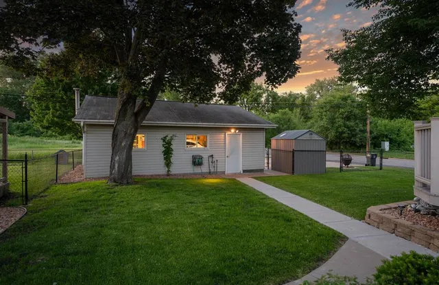 $525,000 | 1947 Field Avenue, St. Paul, MN 55116