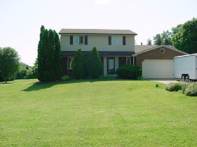 9407 Aboite Road Roanoke, IN 46783 - Photo 1 of 12