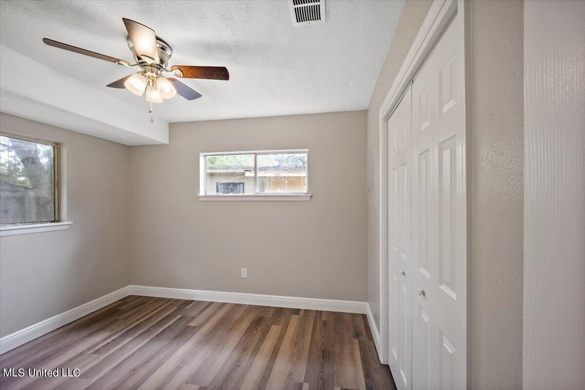 2516 Montebello Drive Jackson, MS 39213 - Photo 10 of 11 Bedroom 3