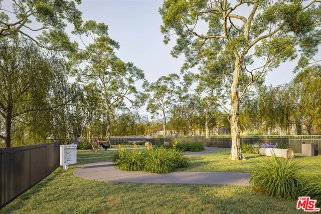 $1,950,000 | 6489 Cavalleri Road, Unit 202, Malibu, CA 90265