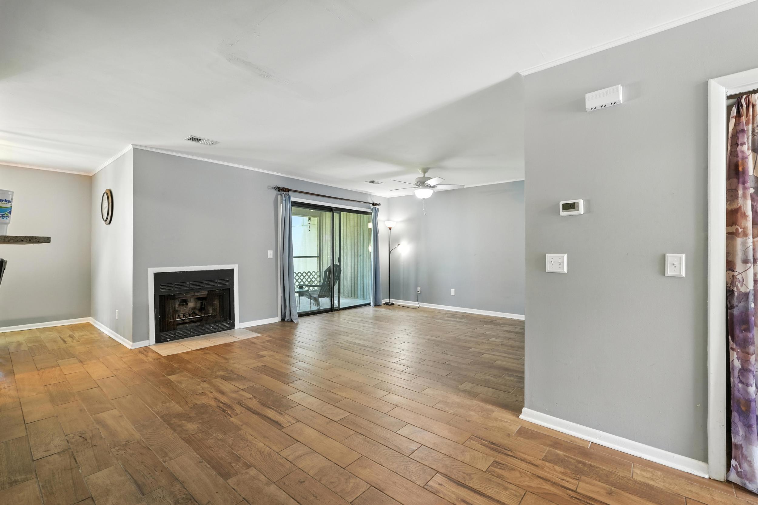 607 Green Castle Drive Goose Creek, SC 29445 - Photo 6 of 27 DSC06296