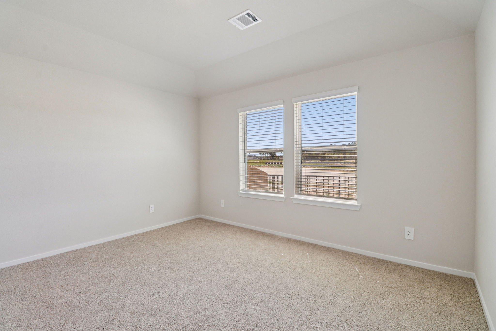 14150 Granger Pointe Lane Conroe, TX 77302 - Photo 15 of 32