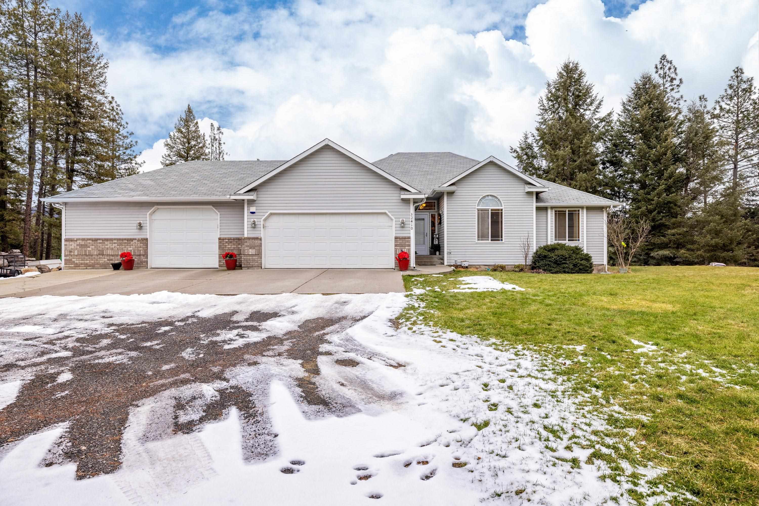 32410 North Ridge Road Chattaroy, WA 99003 - Photo 3 of 49