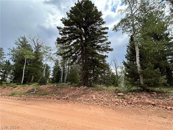 $98,900 | 1272 Aspen Drive, Brian Head, UT 84719