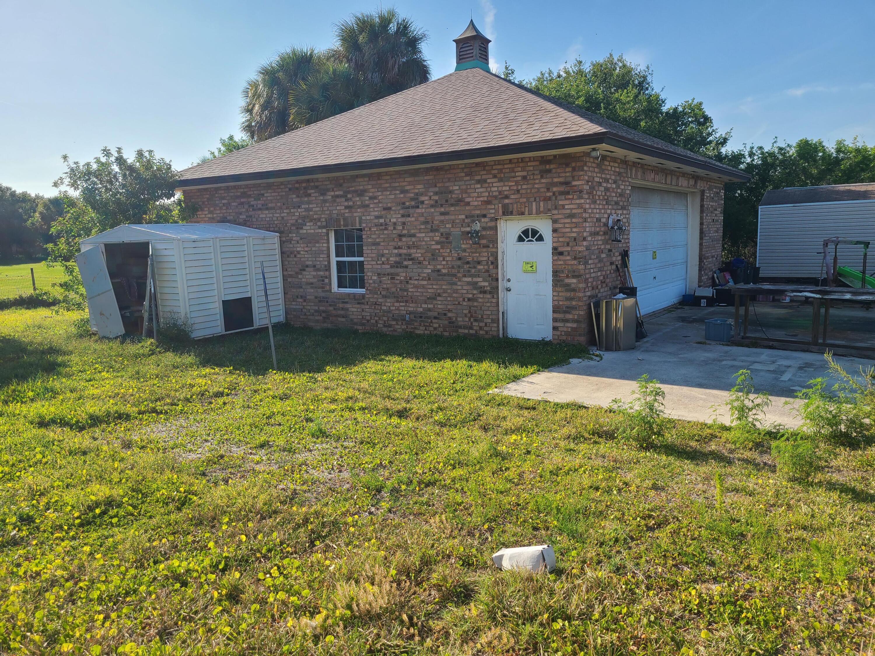 4795 Jorgensen Road Fort Pierce, FL 34981 - Photo 3 of 13 03_beyc6a026d86441bc