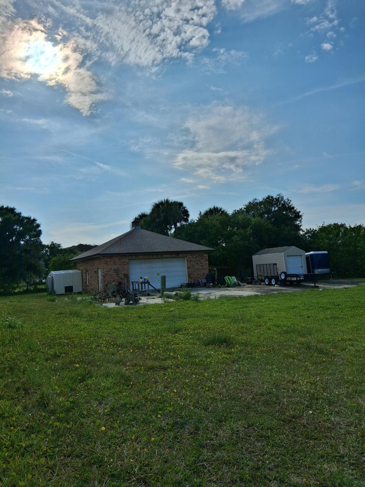4795 Jorgensen Road Fort Pierce, FL 34981 - Photo 6 of 13 06_beyc6a0278ec0558c